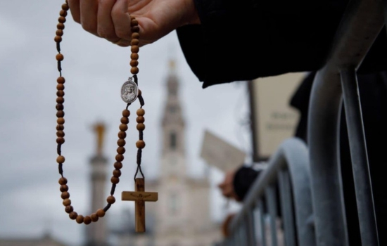 Aprende y reza el rosario en cualquier momento