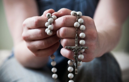 Imádkozz a Terço-hoz praktikus és hatékony módon a mobiltelefonodról